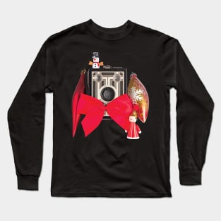 Christmas Vintage 1930s Box Camera Junior Long Sleeve T-Shirt